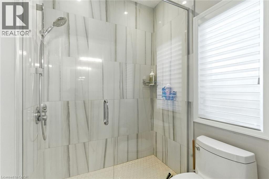 41 SHAKESPEARE Road - 26