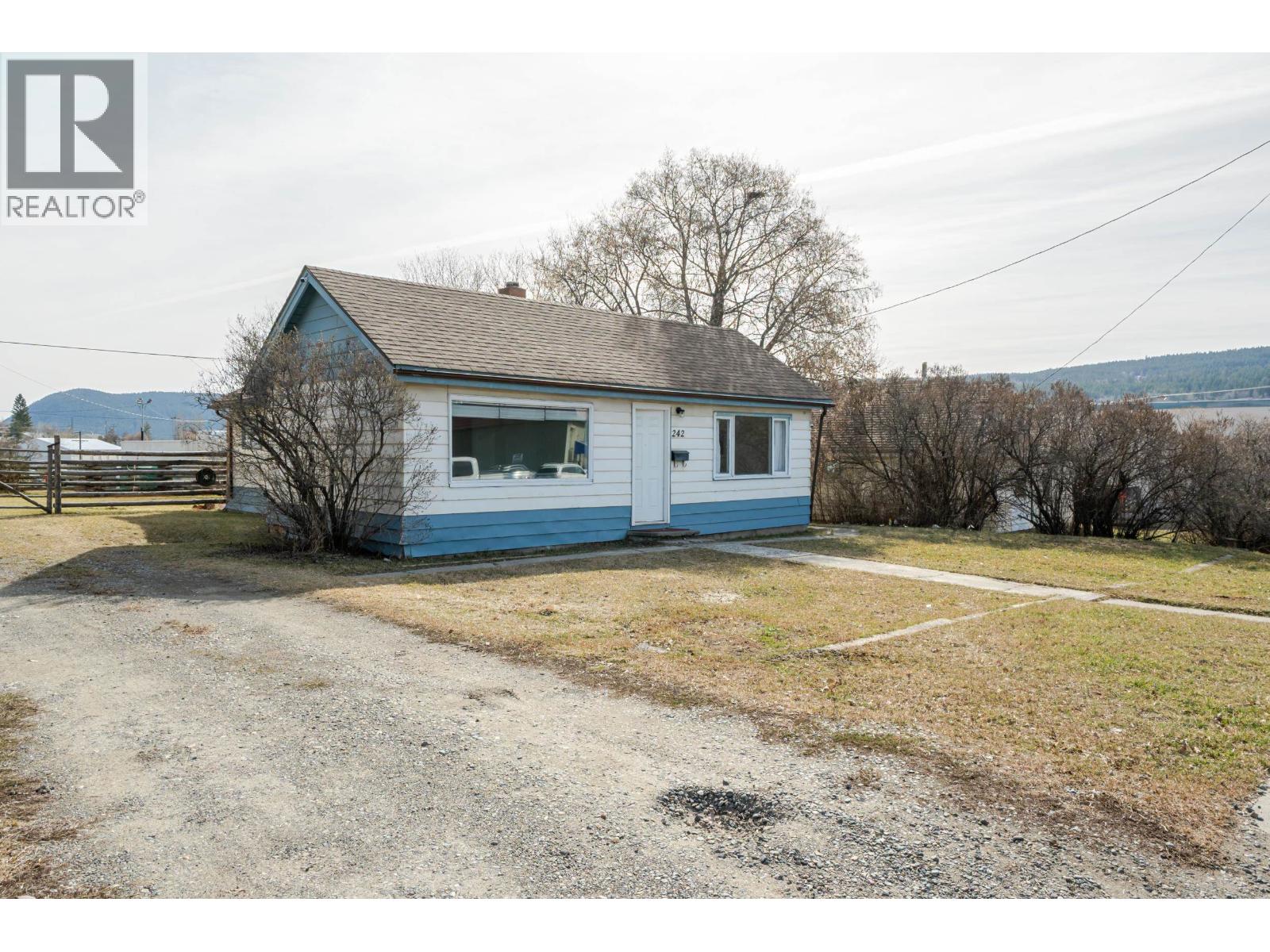 242 S 3RD AVENUE, Williams Lake