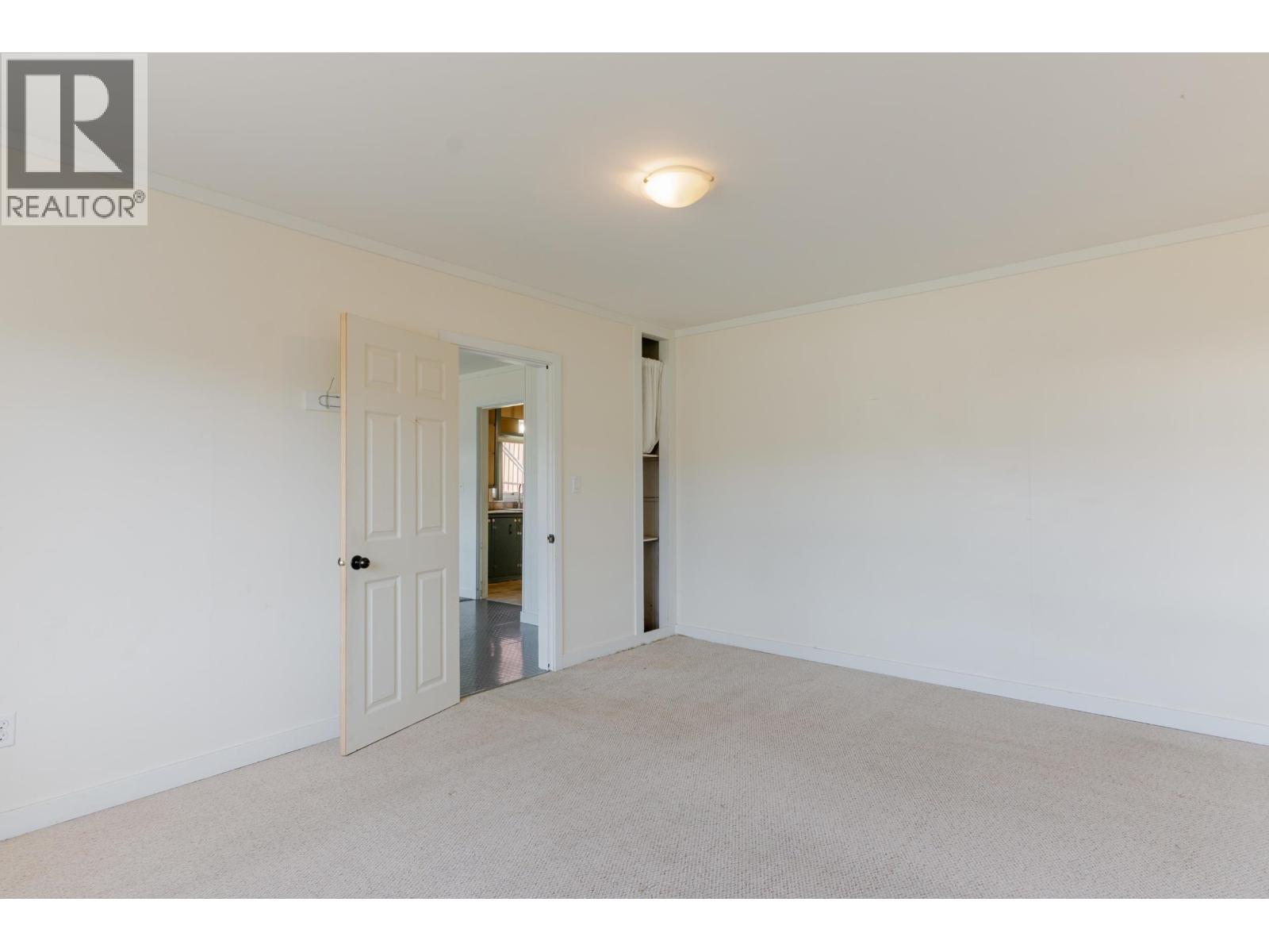 242 S 3RD AVENUE, Williams Lake