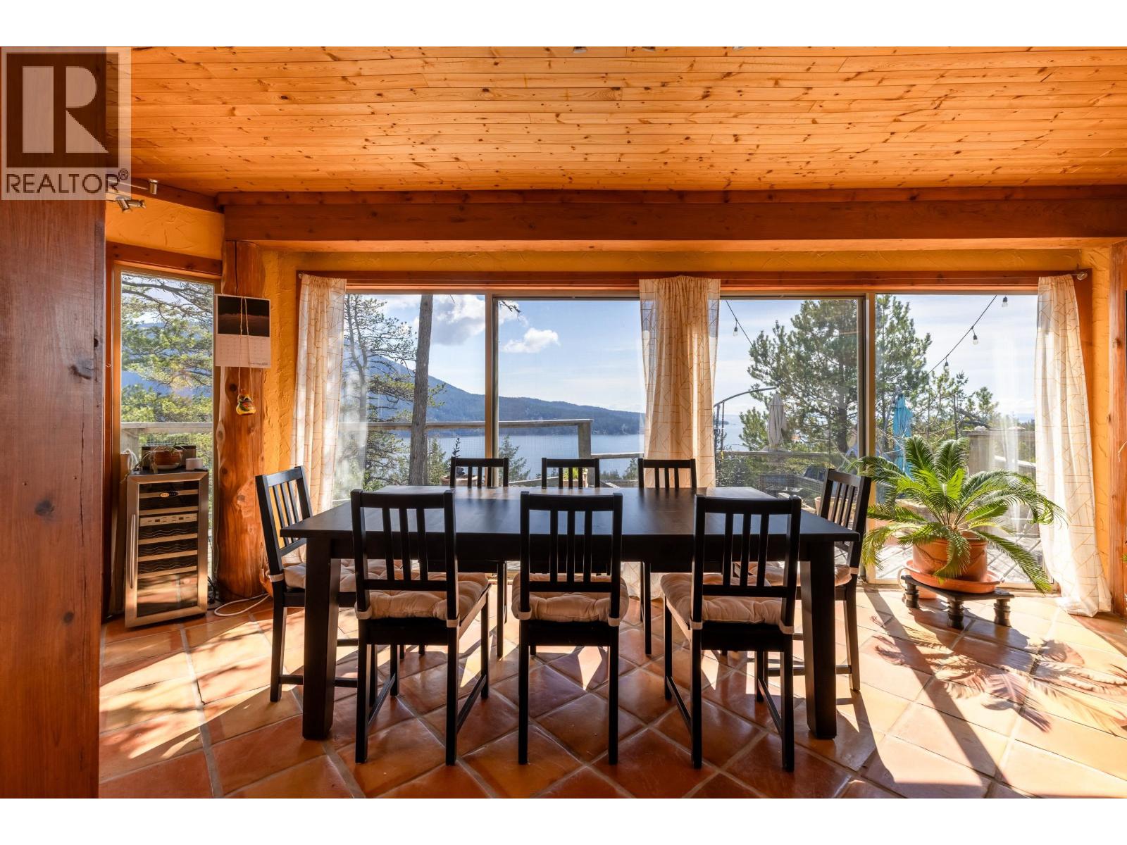 181 PERSEPHONE PLACE, Keats Island