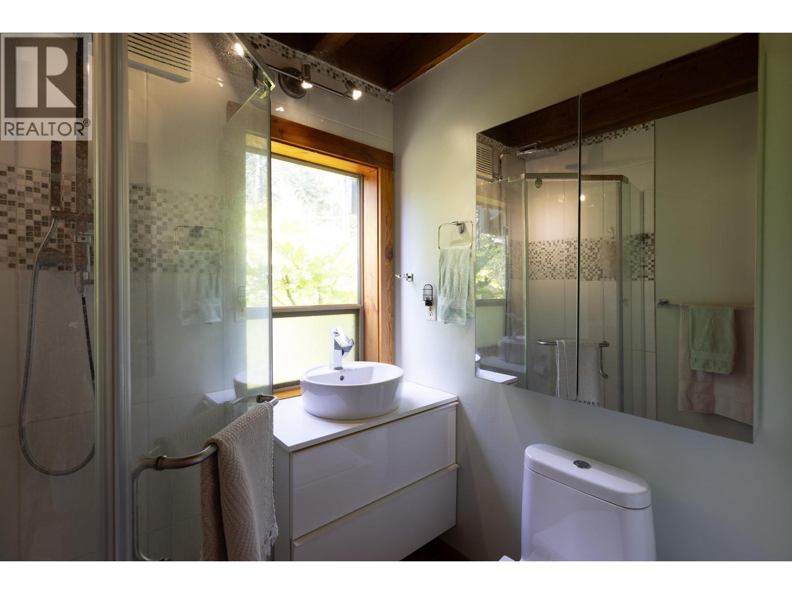 181 PERSEPHONE PLACE, Keats Island