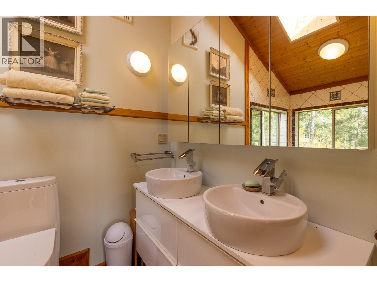 181 PERSEPHONE PLACE, Keats Island