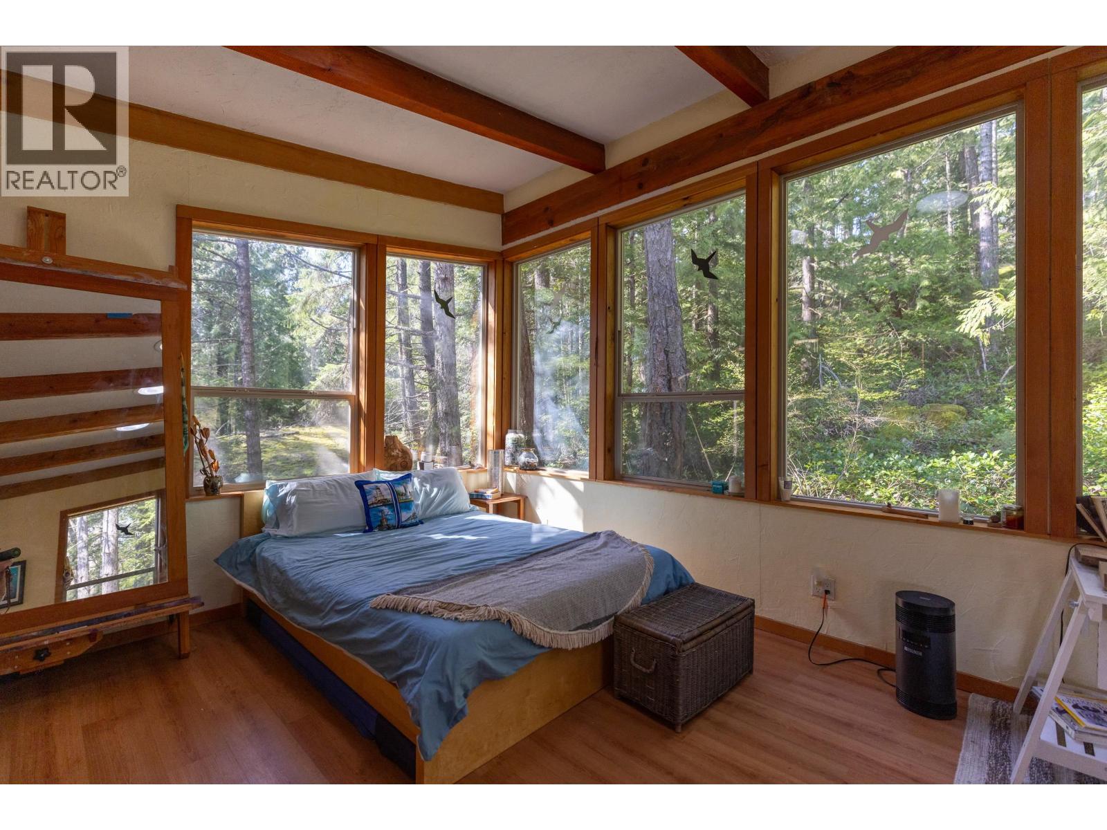 181 PERSEPHONE PLACE, Keats Island