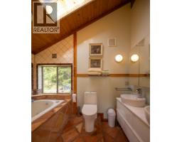 181 Persephone Place, Keats Island, BC V0N1V0 Photo 32