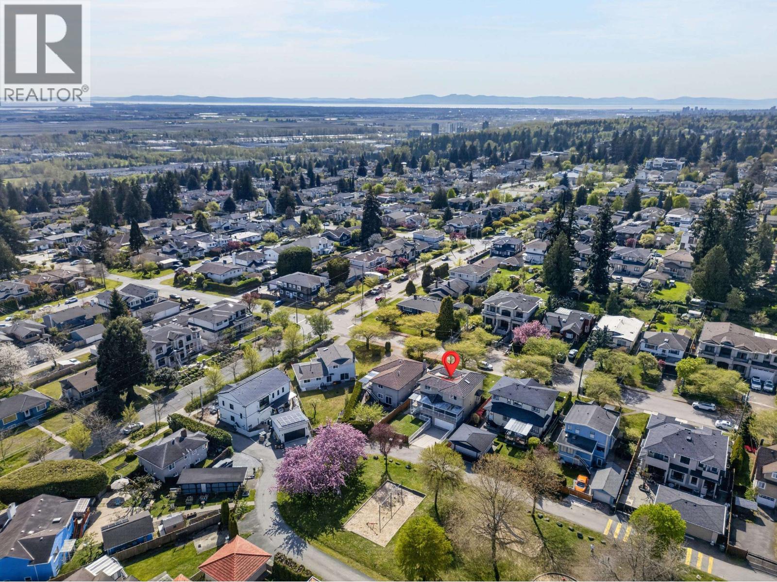 House in Burnaby - Image 7