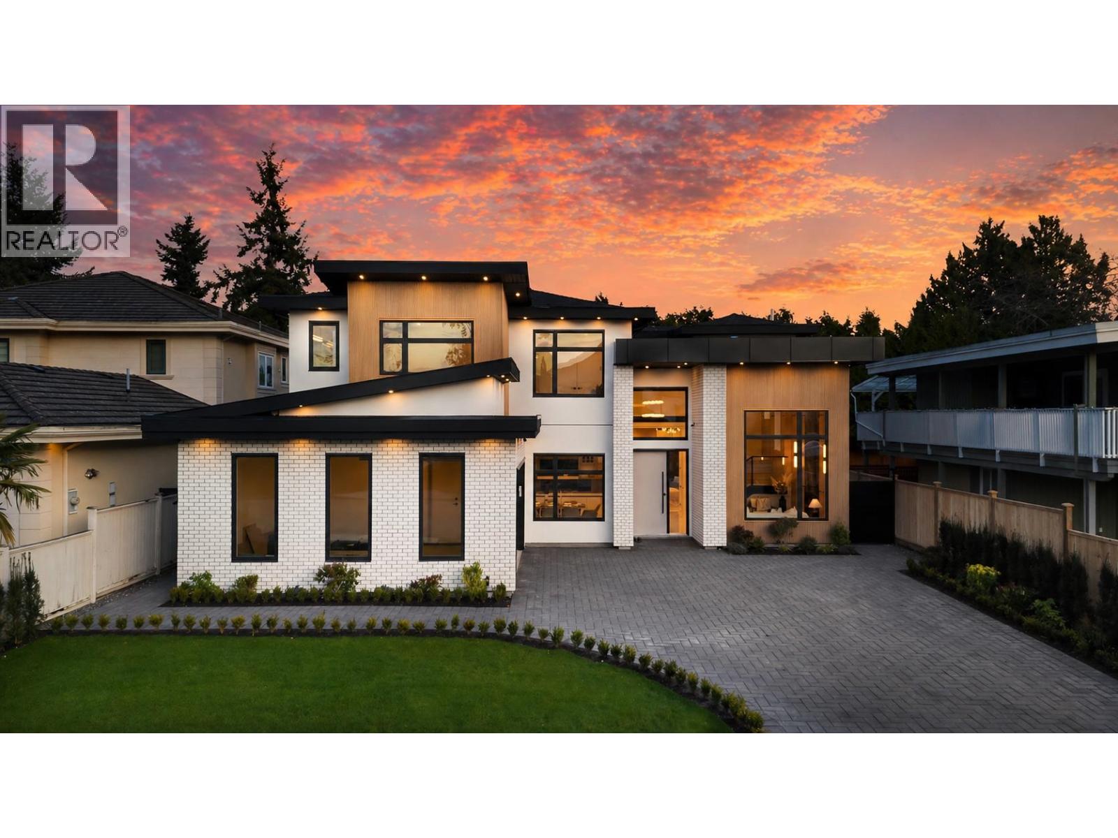 6400 RIVERDALE DRIVE