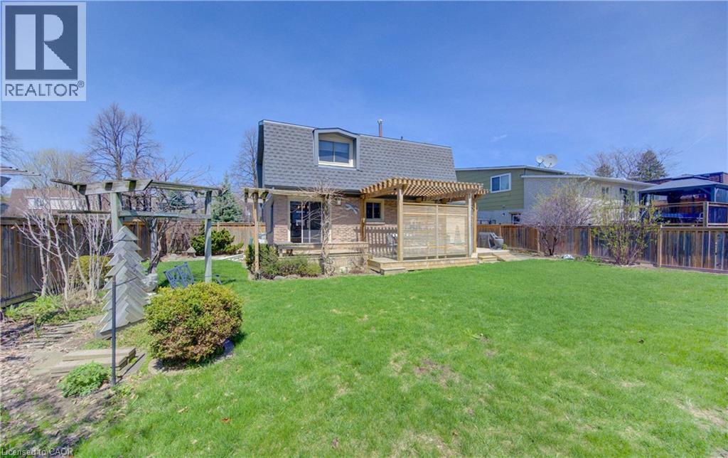 83 MANOR Drive - 41
