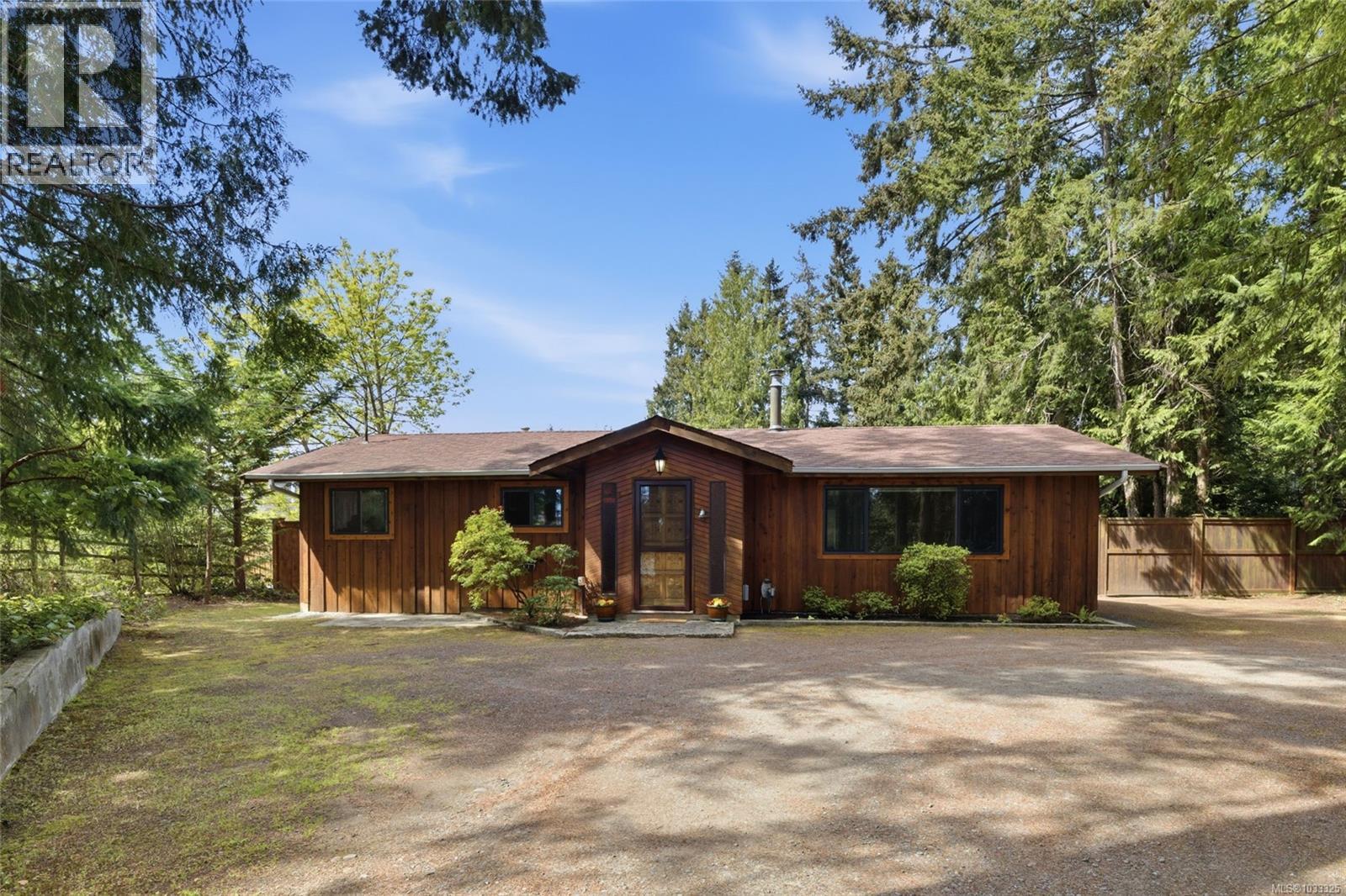 1599 Arbutus Dr - 13