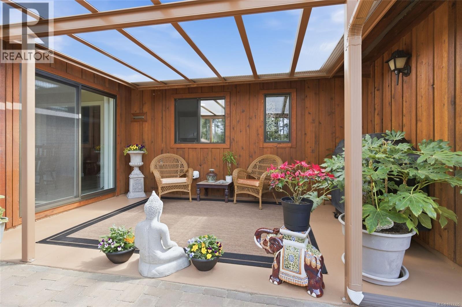 1599 Arbutus Dr - 24