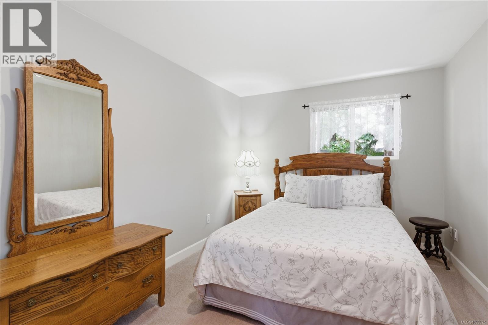 1599 Arbutus Dr - 26