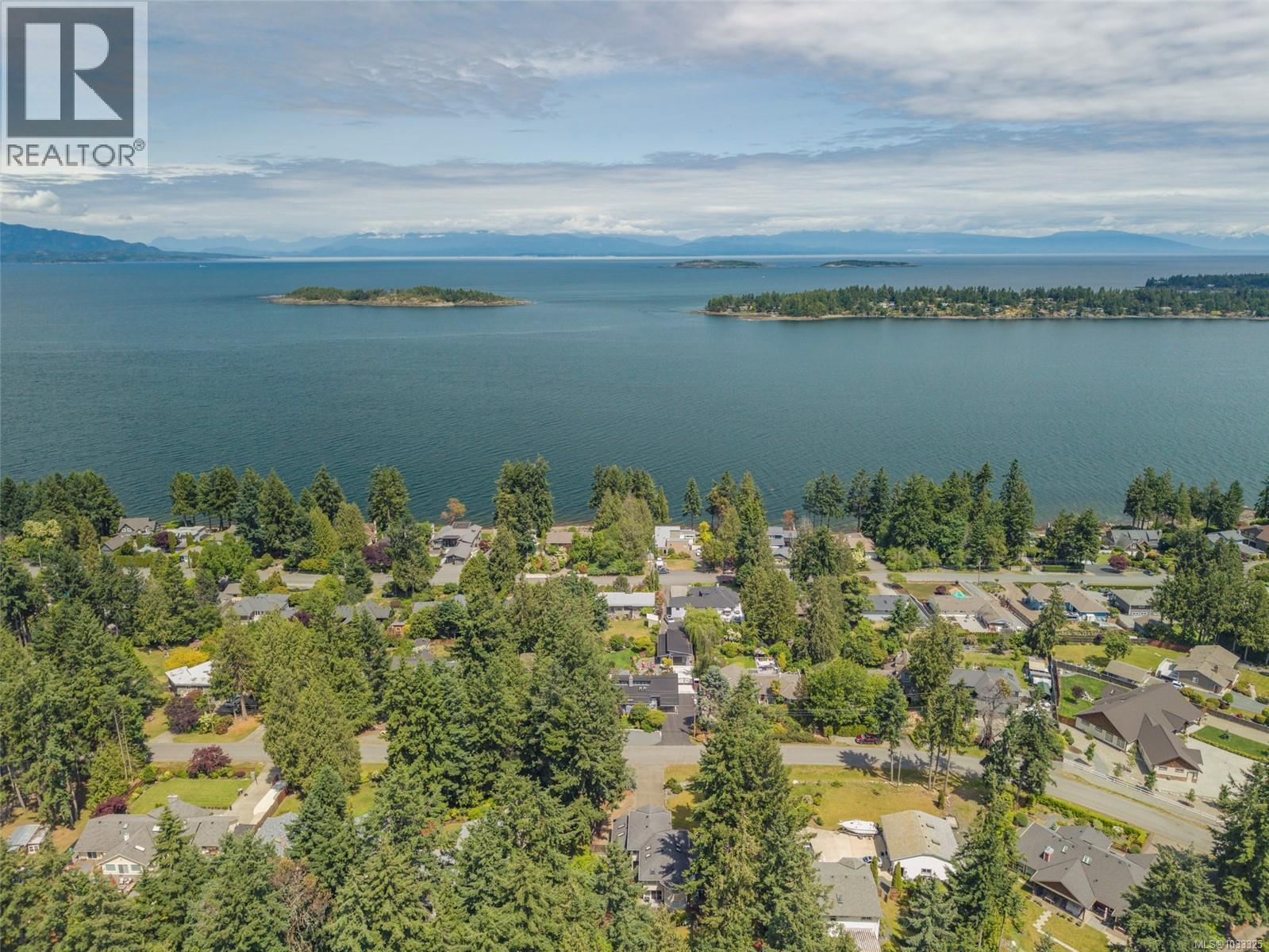 1599 Arbutus Dr - 35