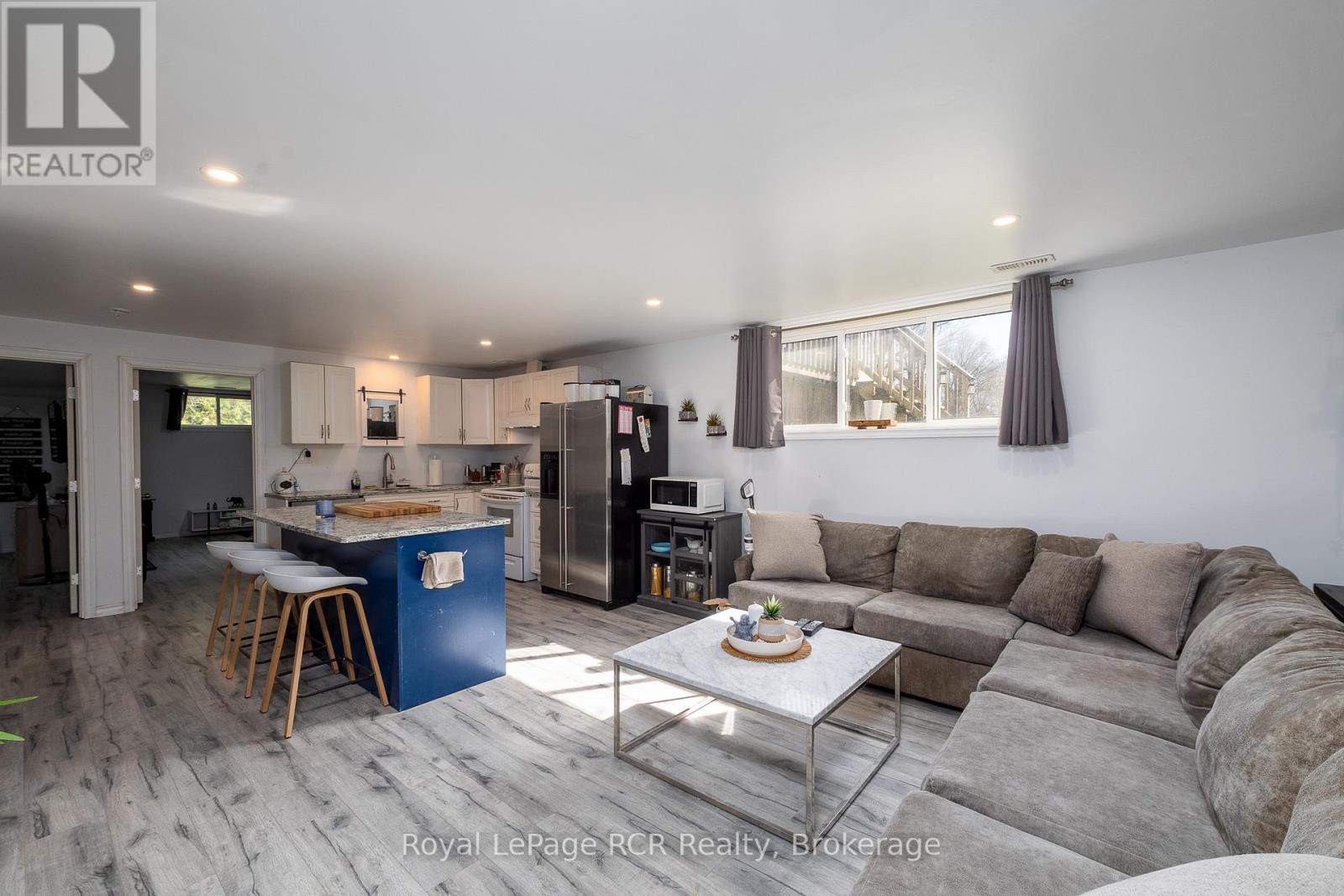 123 DOUGLAS STREET - 25