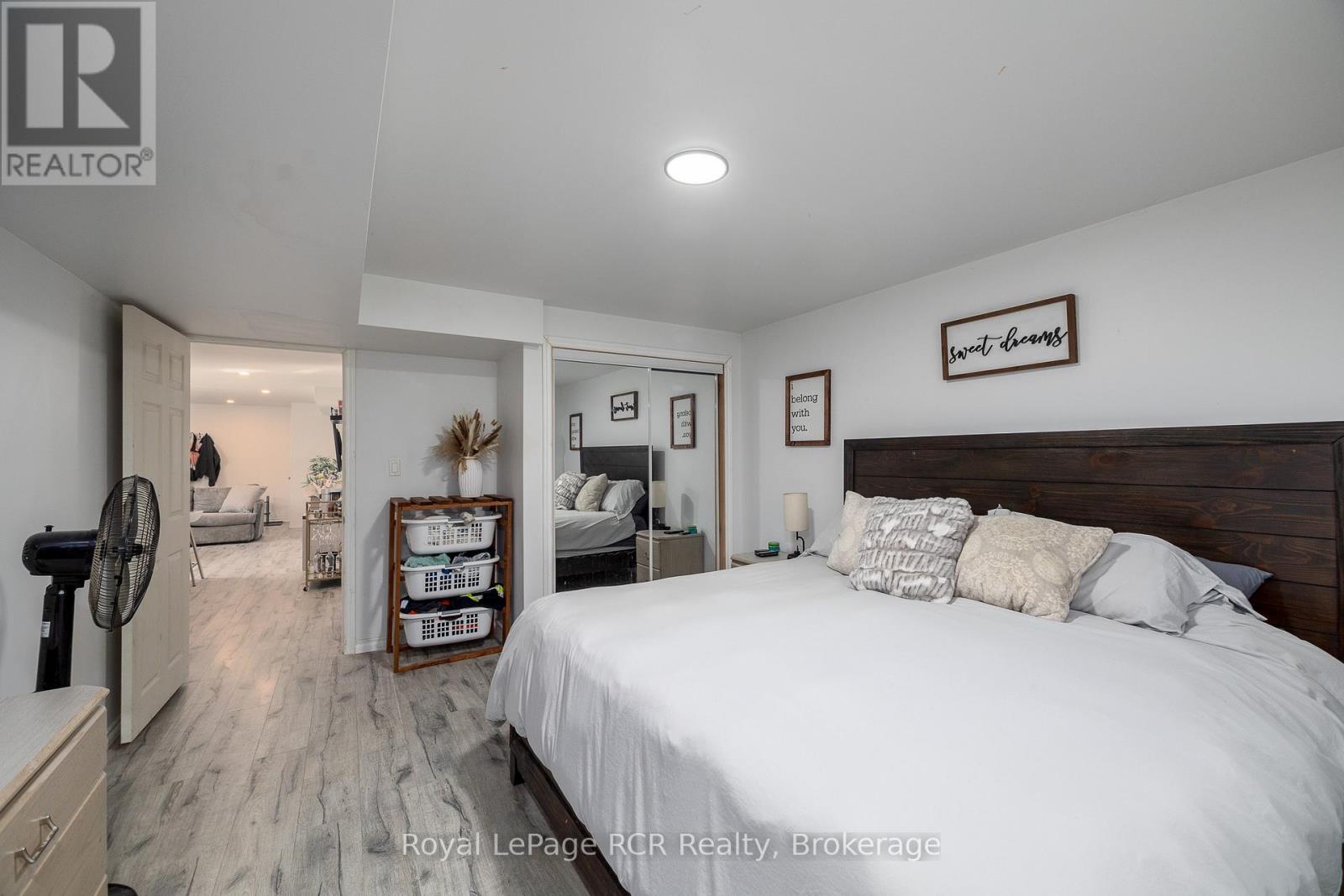 123 DOUGLAS STREET - 28