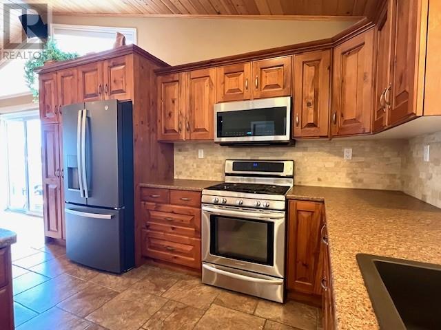 2665 Hartley Bay Road - 10