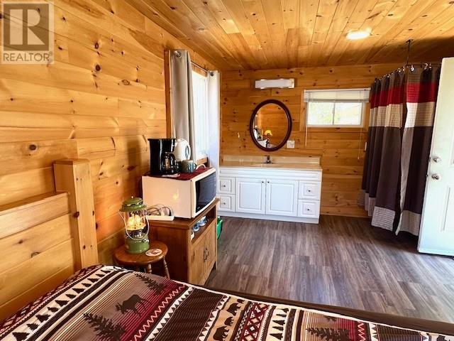 2665 Hartley Bay Road - 33