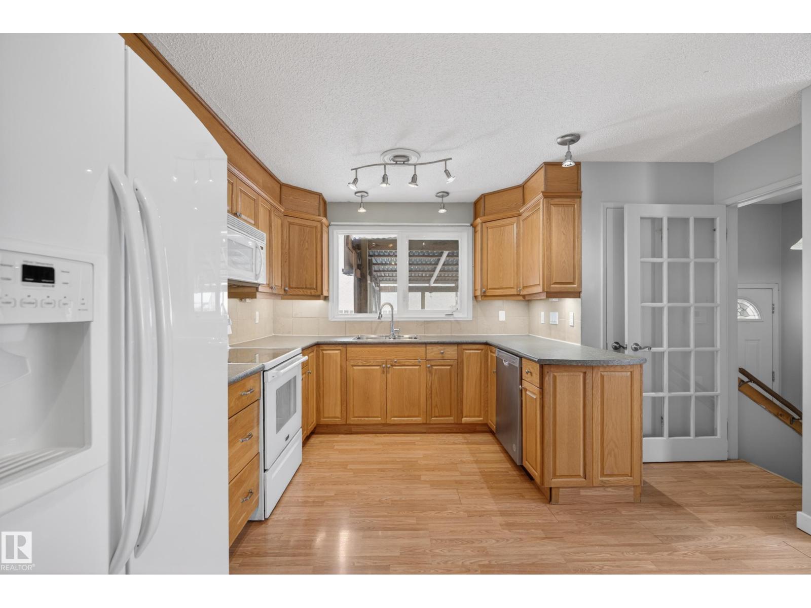 9017 94 AV, Fort Saskatchewan