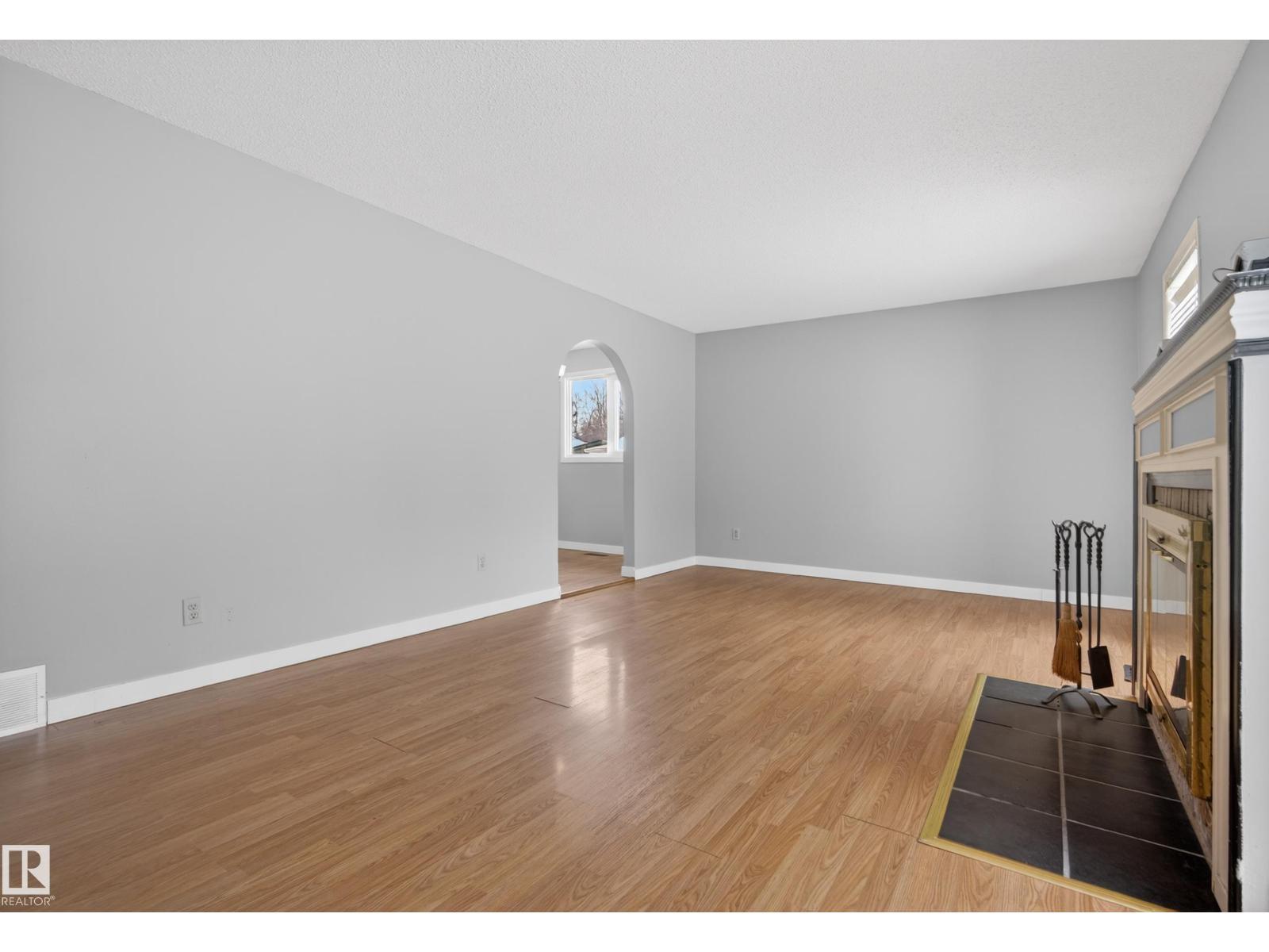 9017 94 AV, Fort Saskatchewan