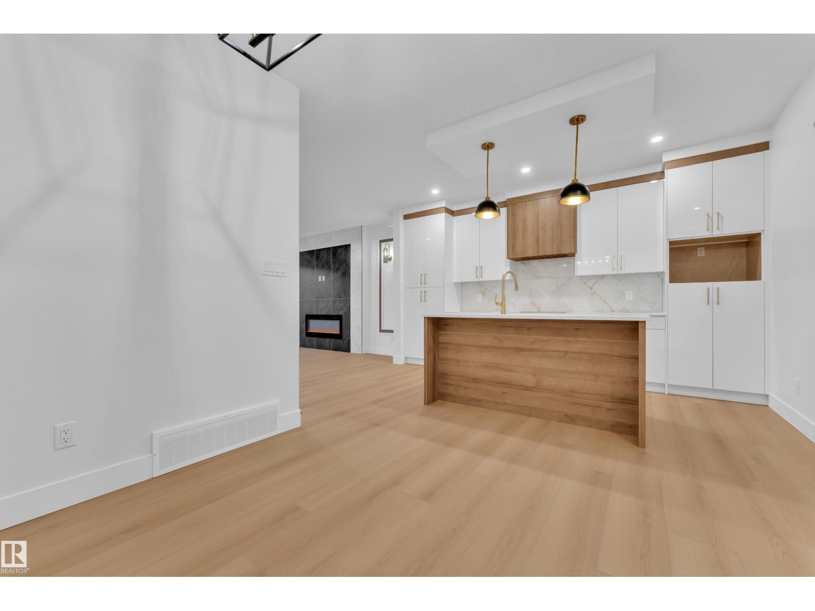 456 Crystal Creek LI, Leduc