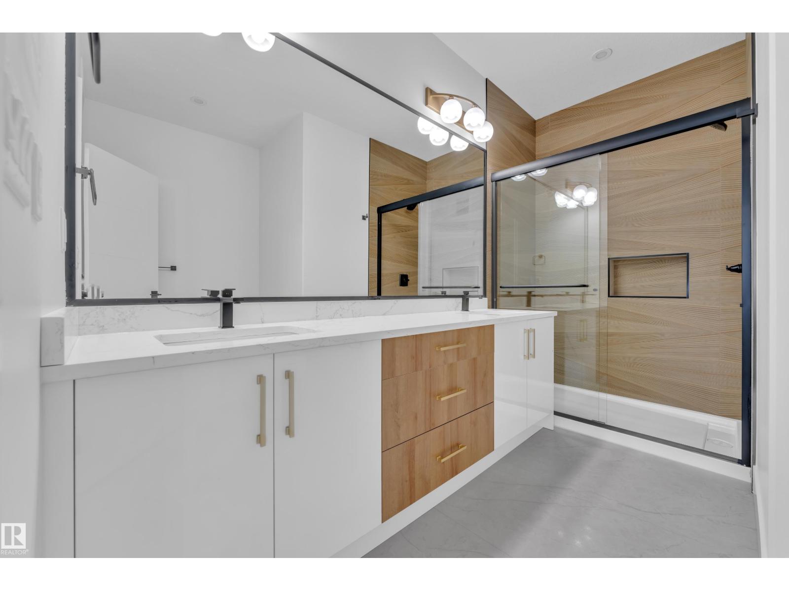 456 Crystal Creek LI, Leduc