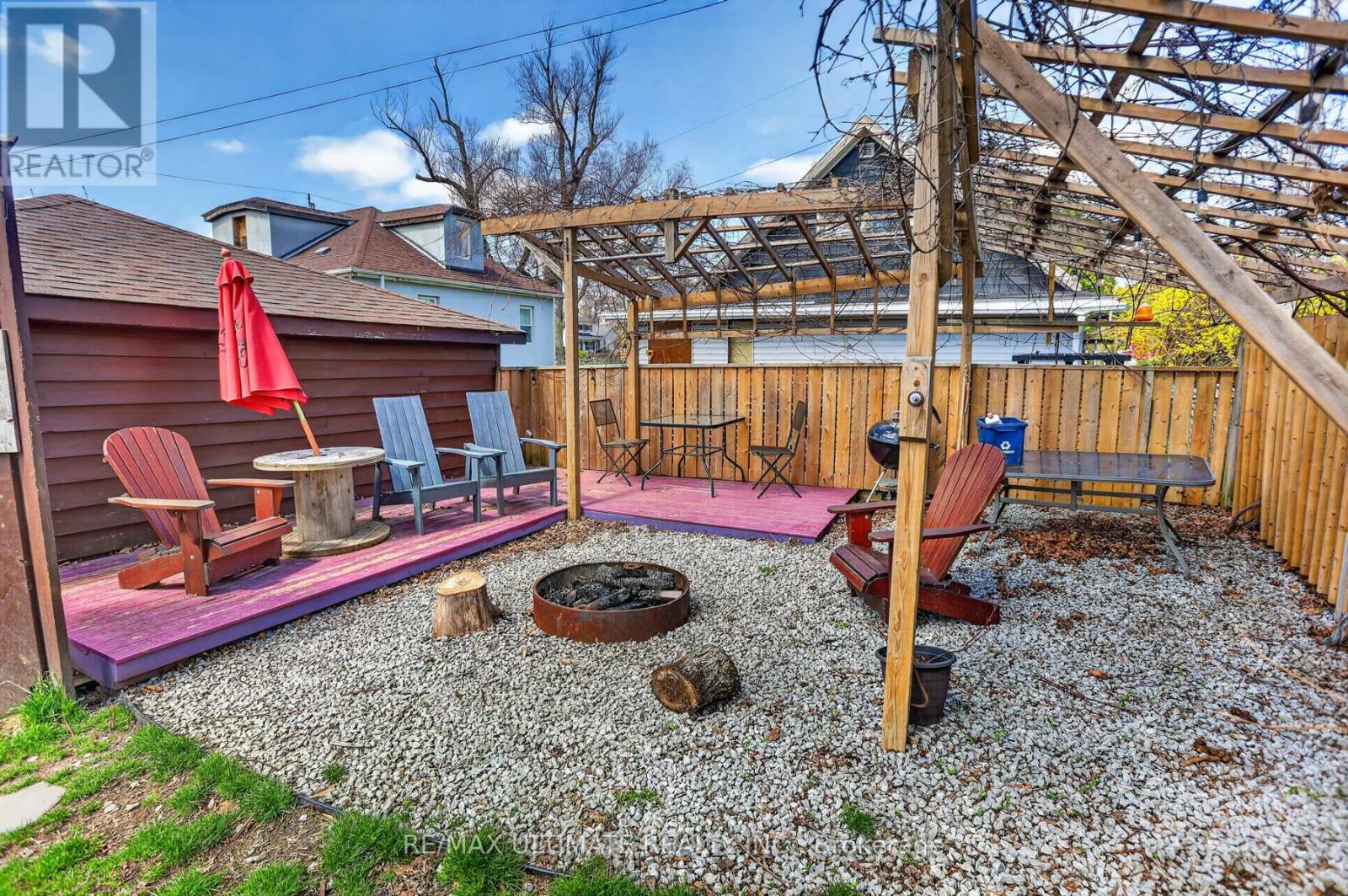 37 BEXHILL AVENUE - 36