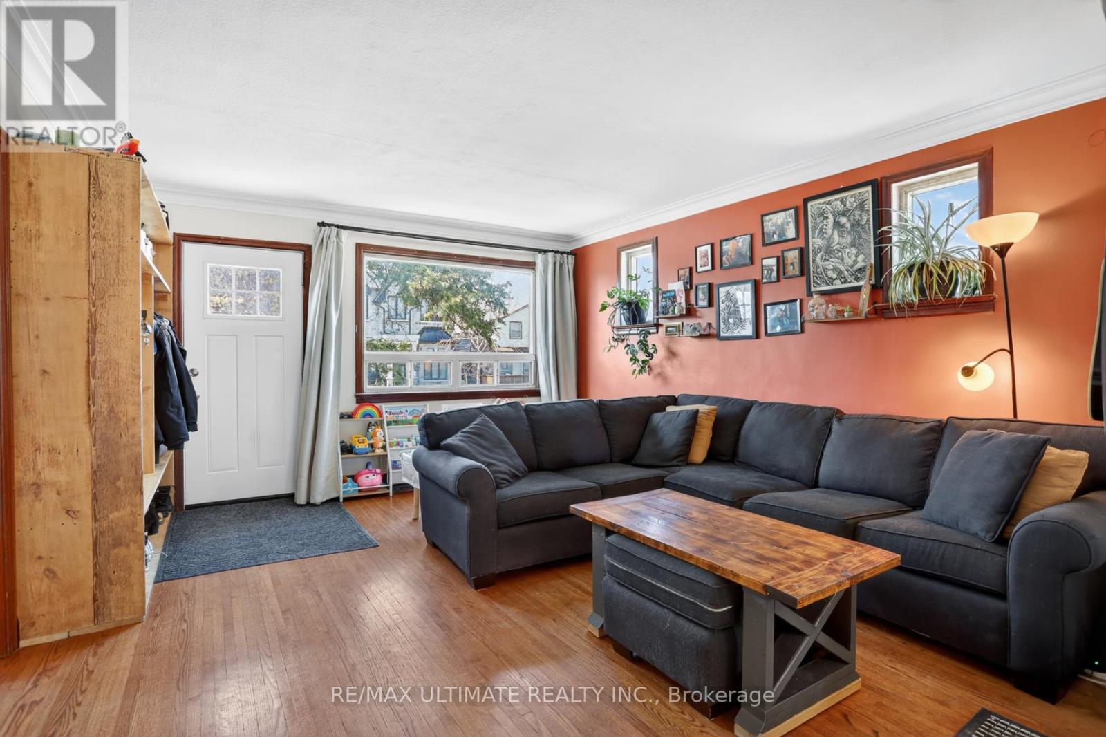 37 BEXHILL AVENUE - 9