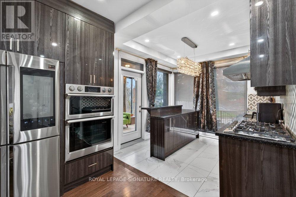 32 CLIFFCREST DRIVE - 16