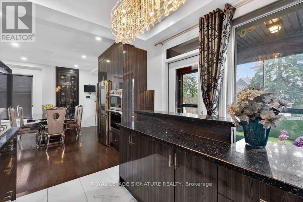 32 CLIFFCREST DRIVE - 19