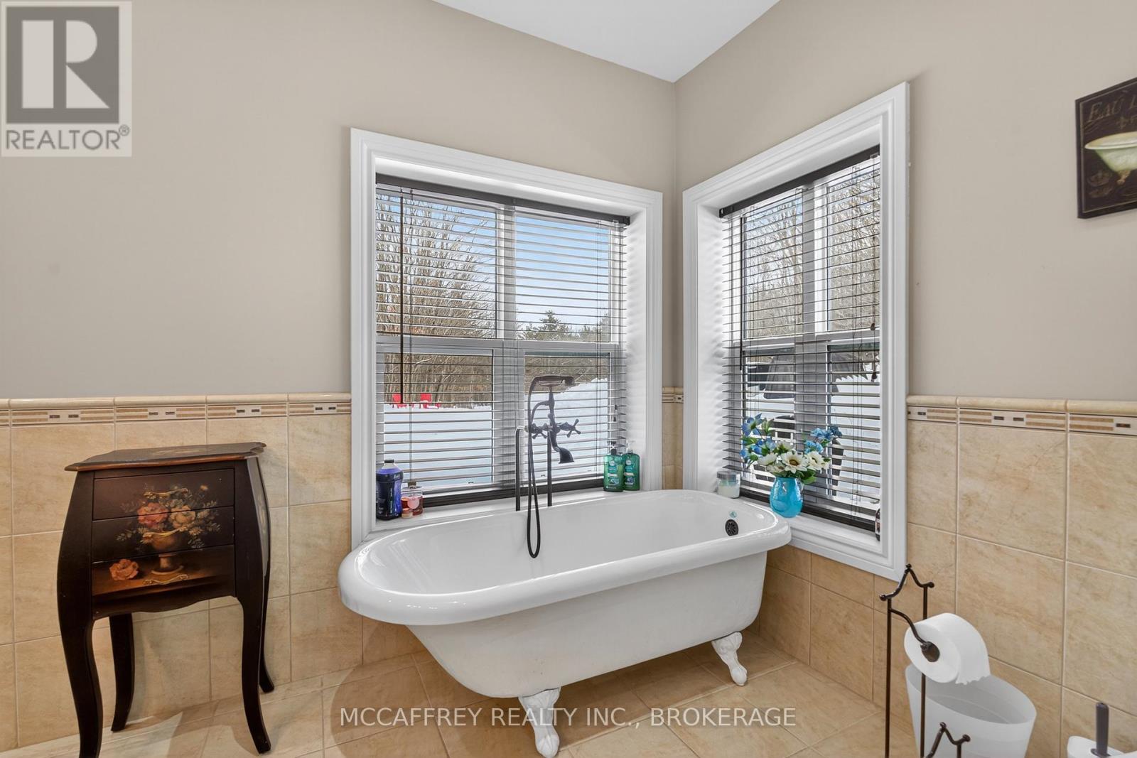 5638 BATTERSEA ROAD — photo 22