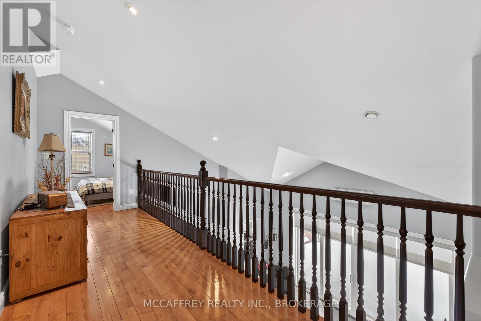 5638 BATTERSEA ROAD — photo 28