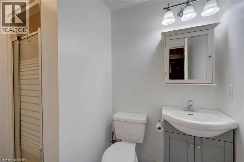 31 COXWELL Crescent — photo 34