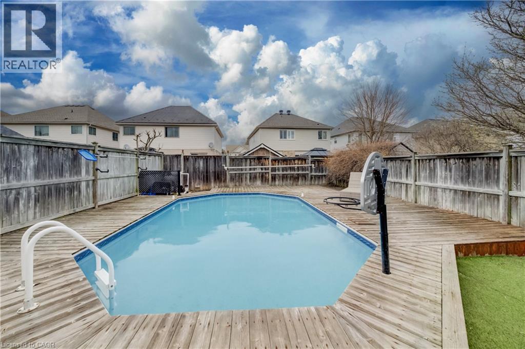 52 MARYANN PRICE Lane, Cambridge, Ontario, N3C4K6 — Photo 24