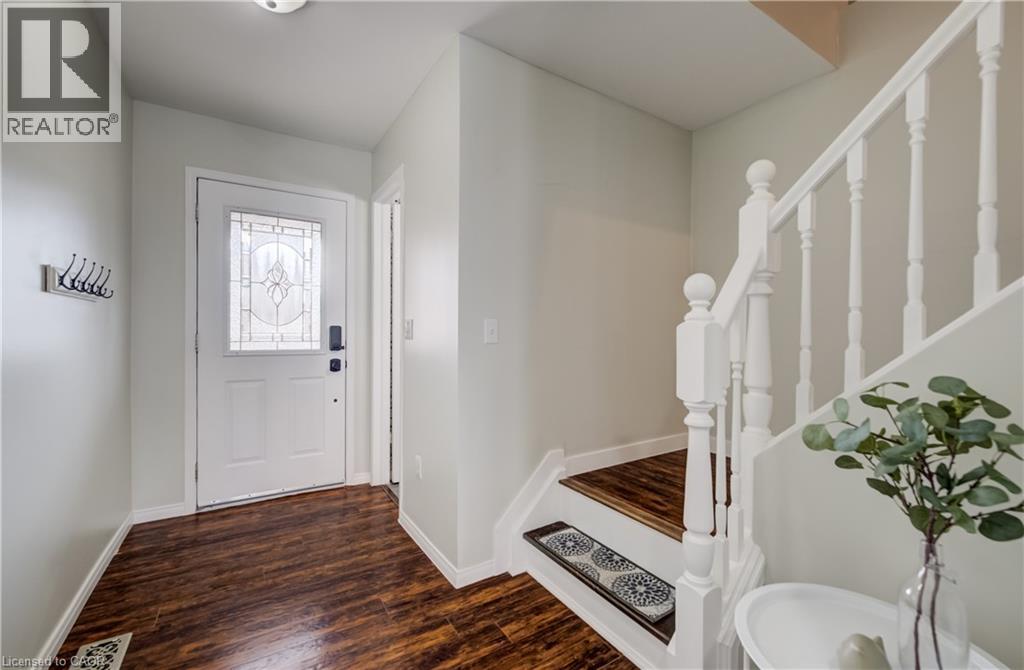 52 MARYANN PRICE Lane, Cambridge, Ontario, N3C4K6 — Photo 5