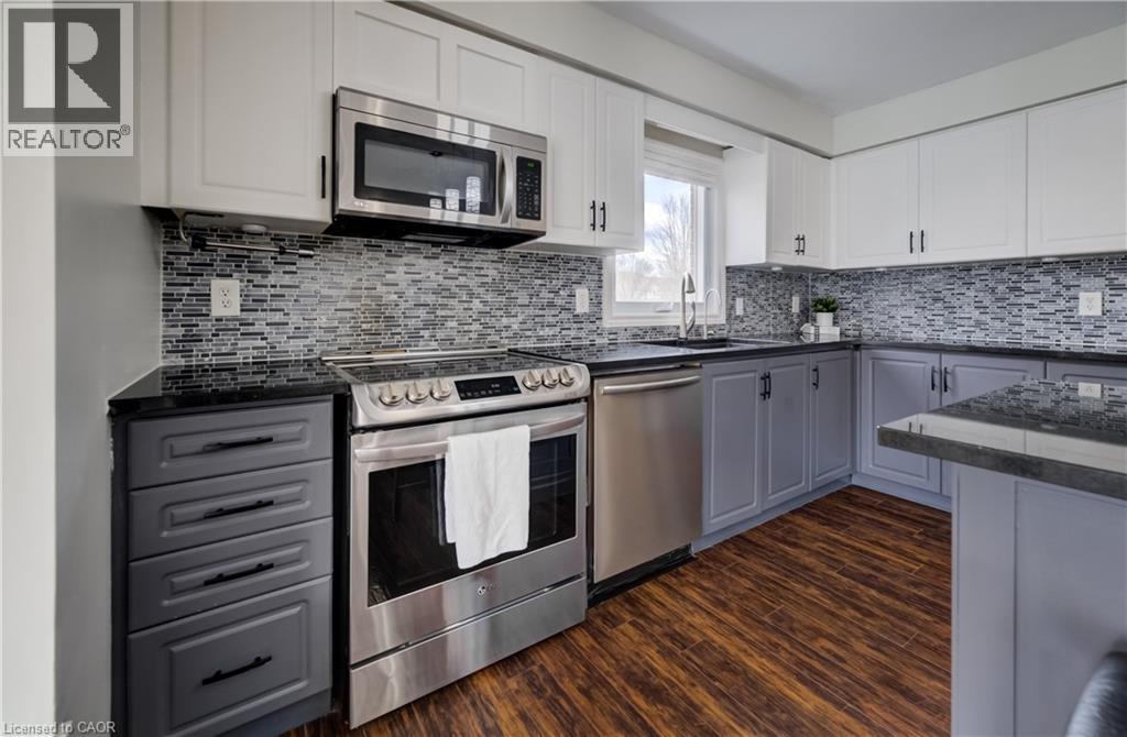 52 MARYANN PRICE Lane, Cambridge, Ontario, N3C4K6 — Photo 8