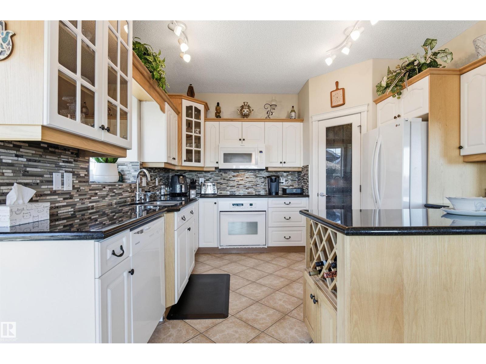 #12 577 BUTTERWORTH WY NW, Edmonton