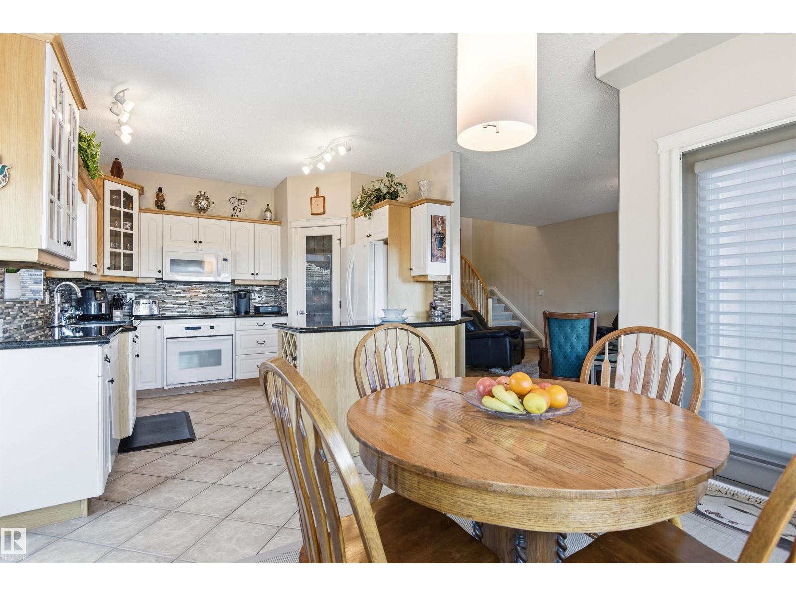 #12 577 BUTTERWORTH WY NW, Edmonton