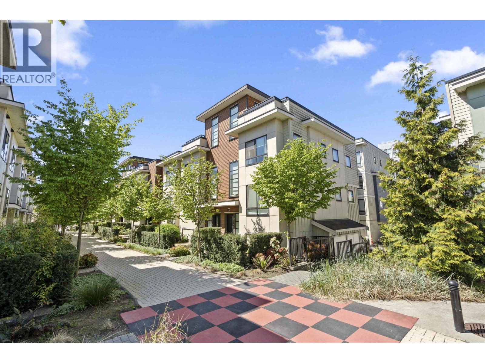 #64-10199 RIVER Drive, Richmond