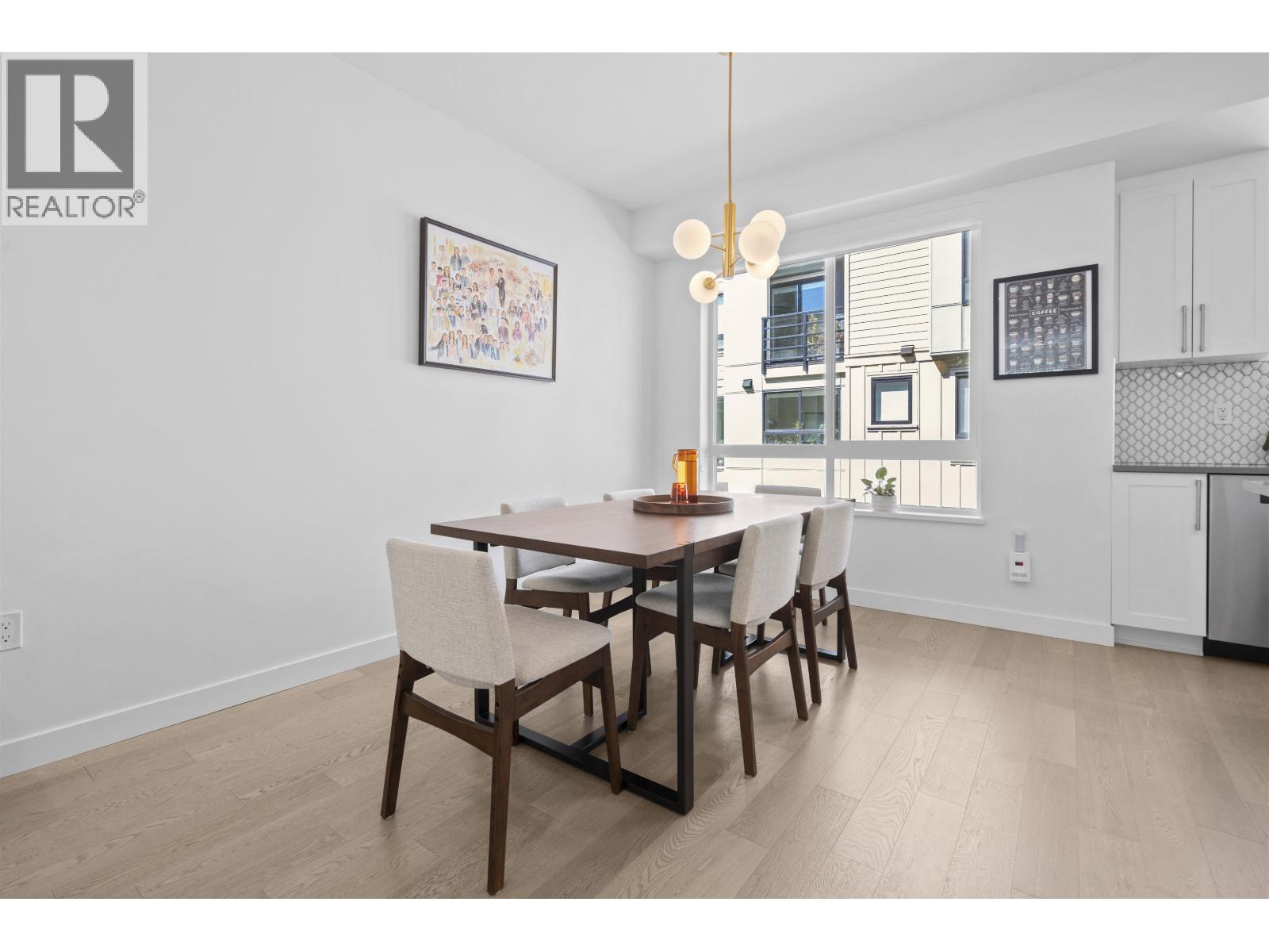 #64-10199 RIVER Drive, Richmond