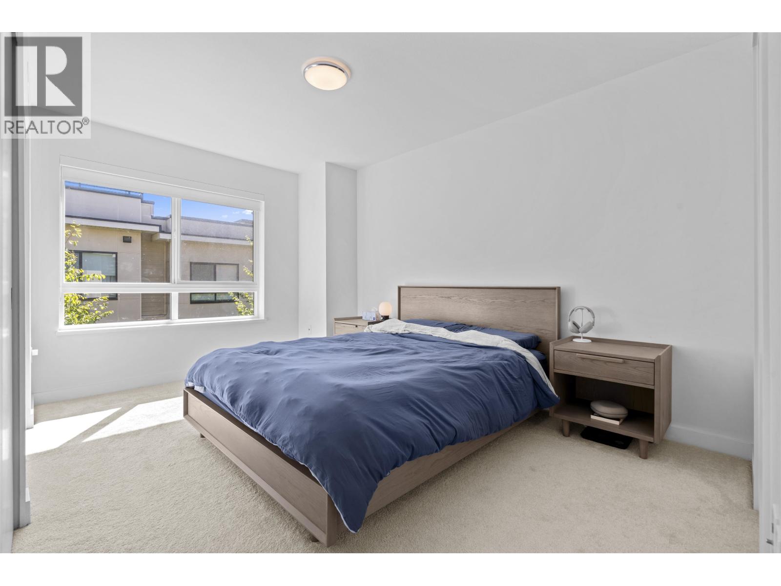 #64-10199 RIVER Drive, Richmond