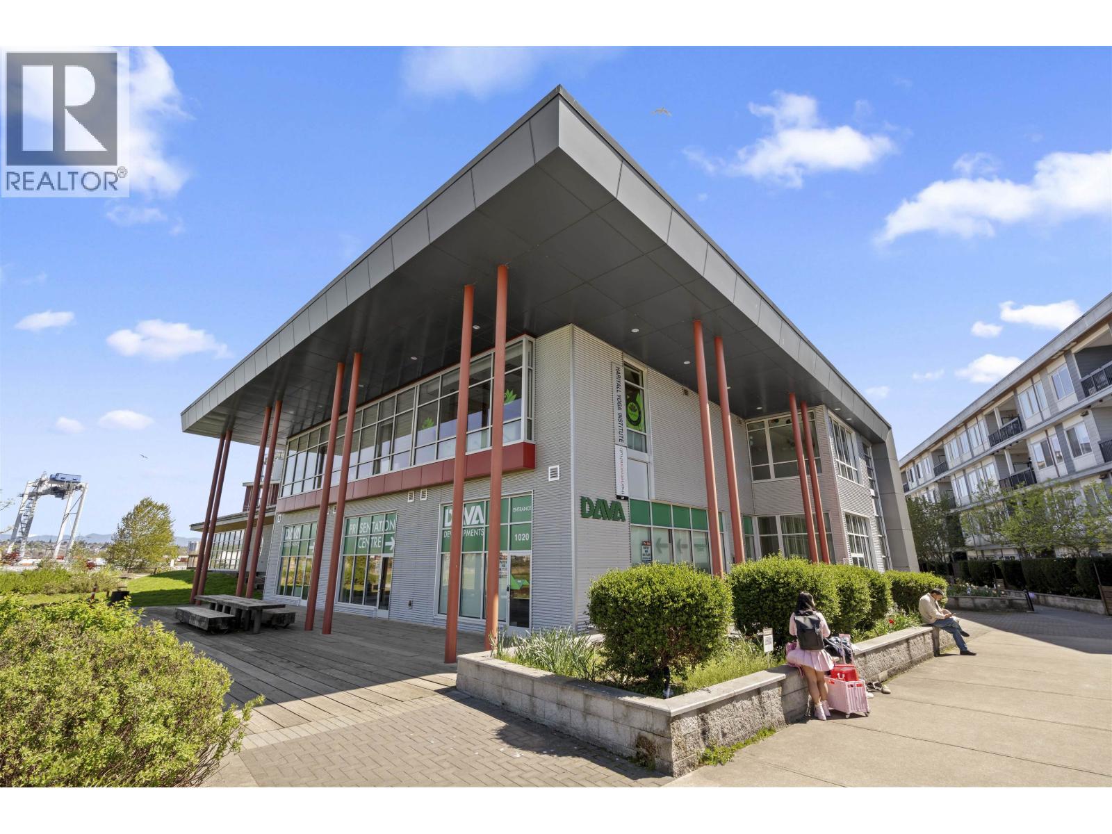 #64-10199 RIVER Drive, Richmond