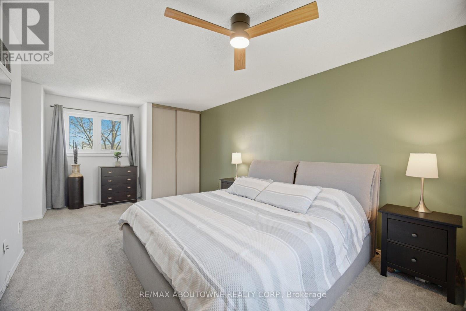 2395 ARNOLD CRESCENT - 26