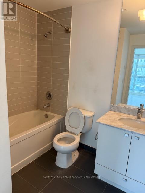 809 - 51 EAST LIBERTY STREET — photo 14
