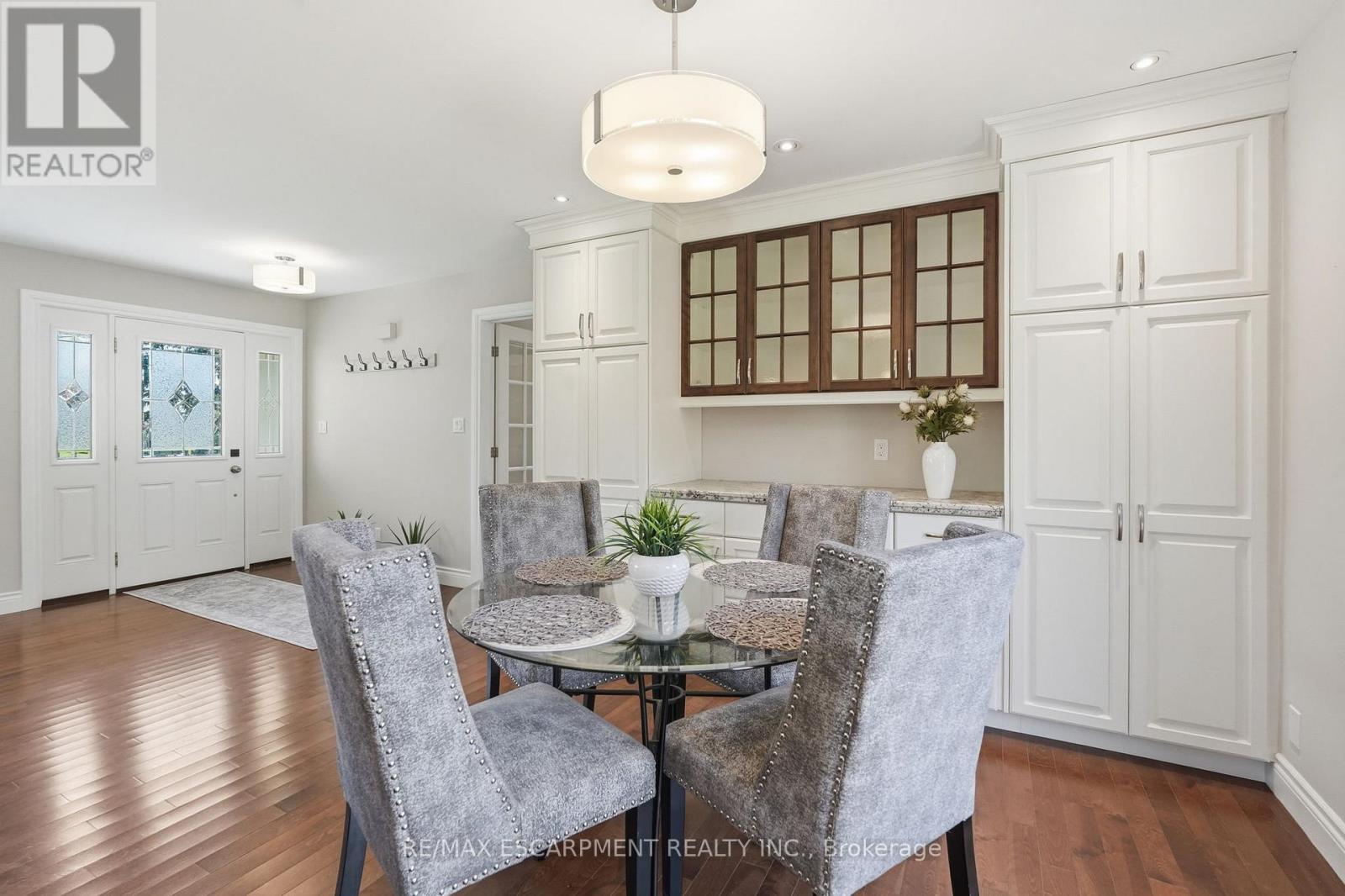 133 NEW LAKESHORE ROAD S - 17