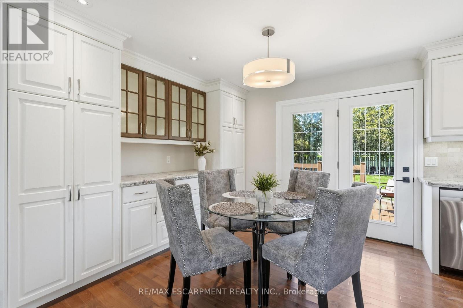 133 NEW LAKESHORE ROAD S - 18