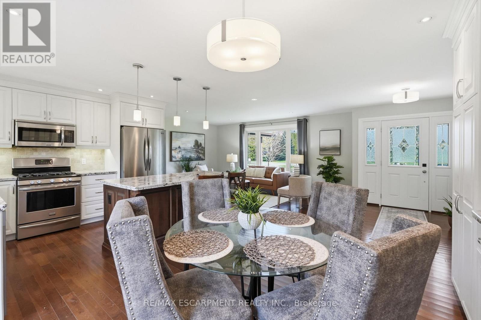 133 NEW LAKESHORE ROAD S - 20