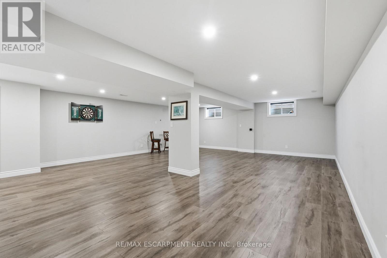 133 NEW LAKESHORE ROAD S - 40