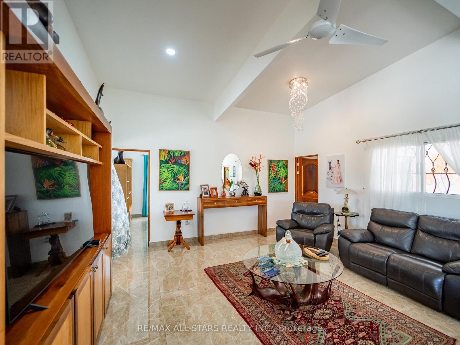 CASA KOI C. COBANO ROAD - 10