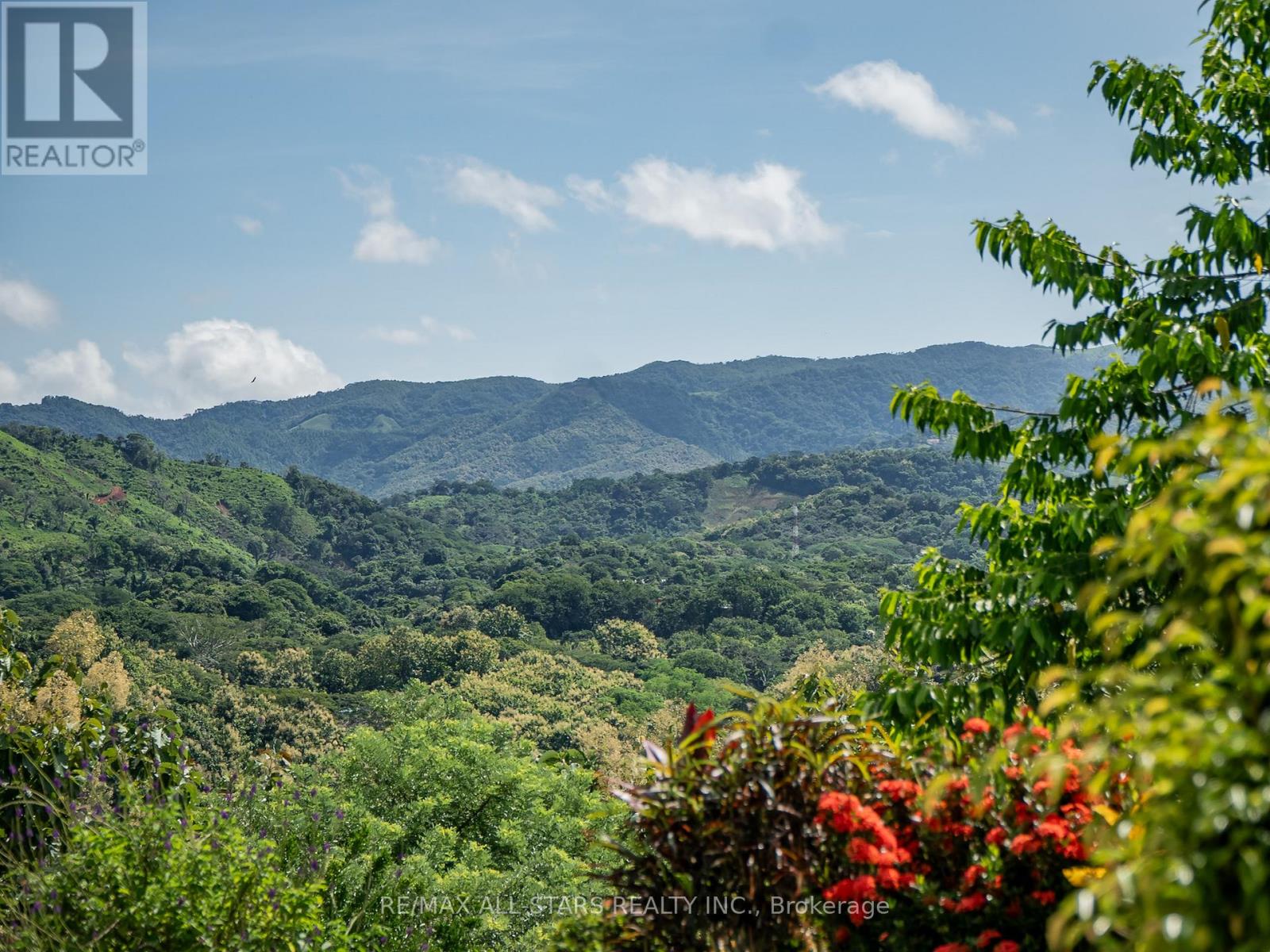 CASA KOI C. COBANO ROAD - 35