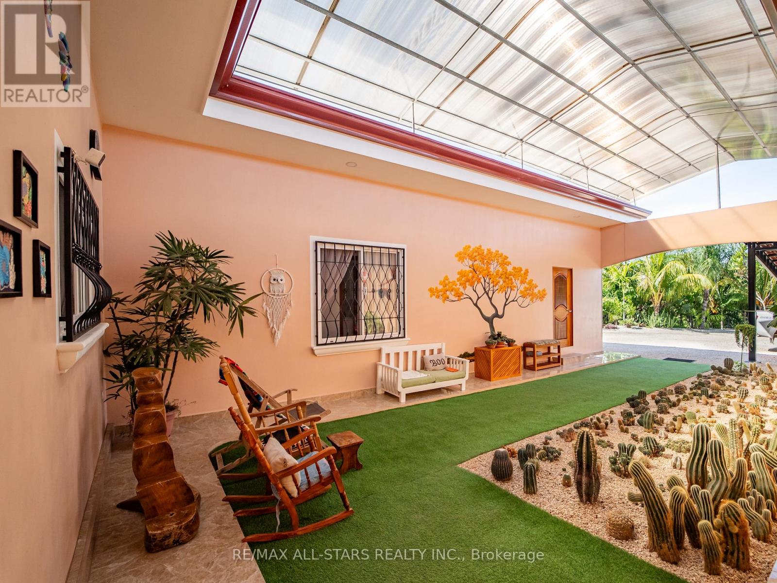 CASA KOI C. COBANO ROAD - 8