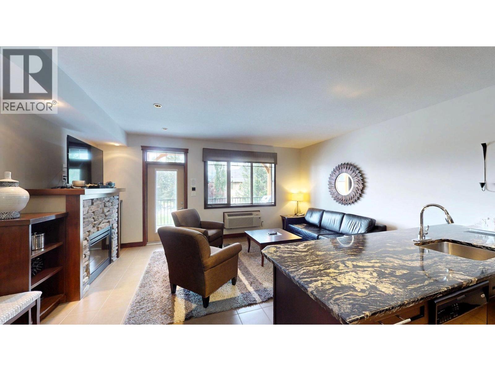 #725 I2 700 BIGHORN Boulevard - Image 2