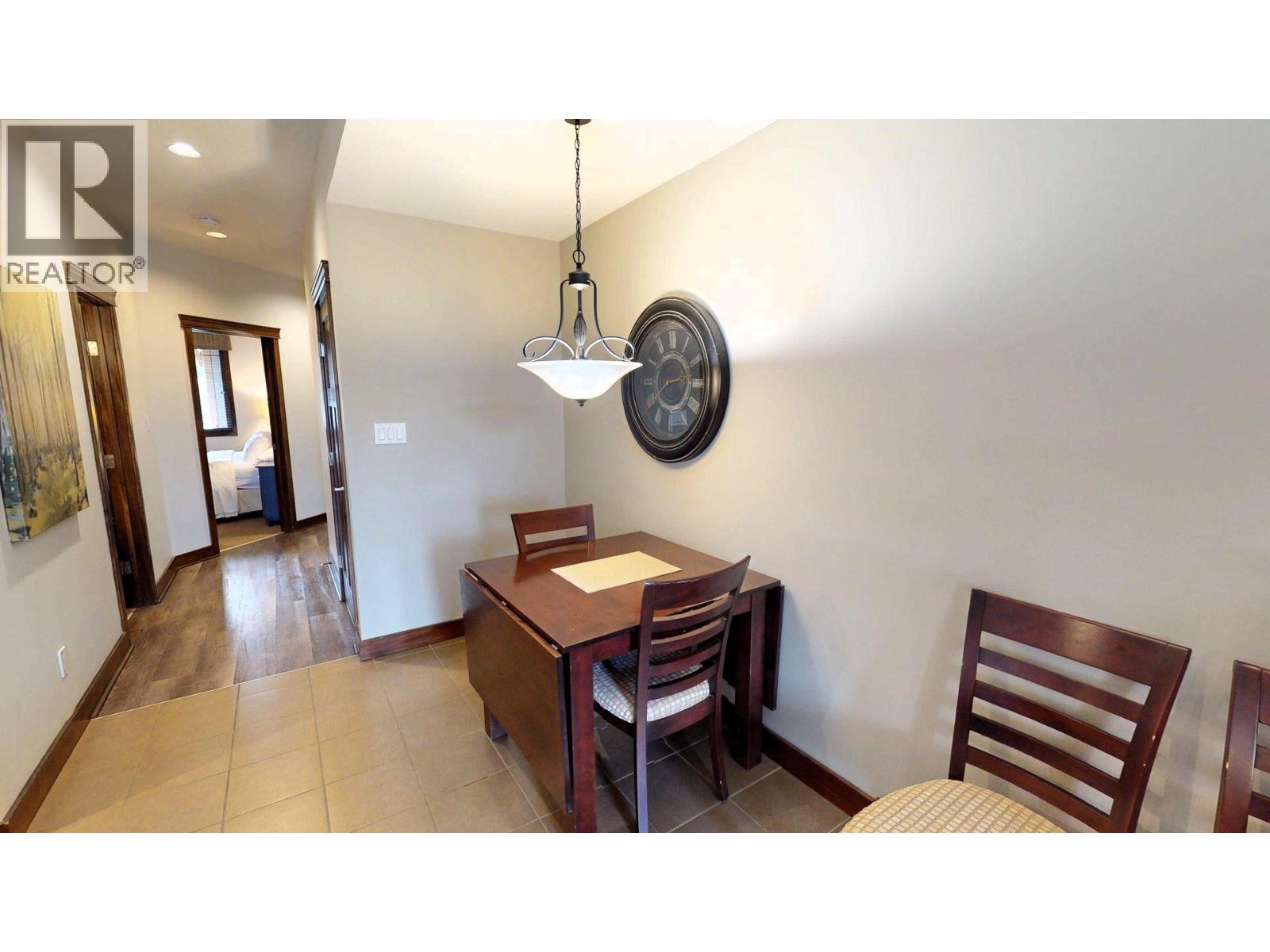 #725 I2 700 BIGHORN Boulevard - 22